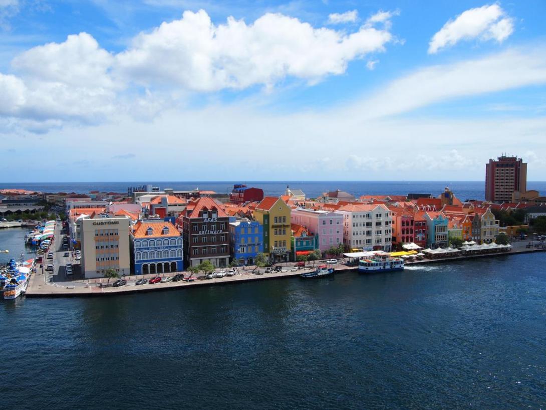 Кюрасао (Curacao)