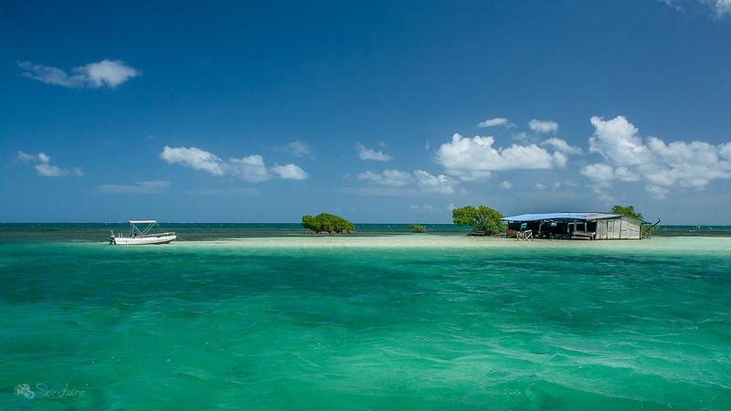 Гваделупа (фр. Guadeloupe)